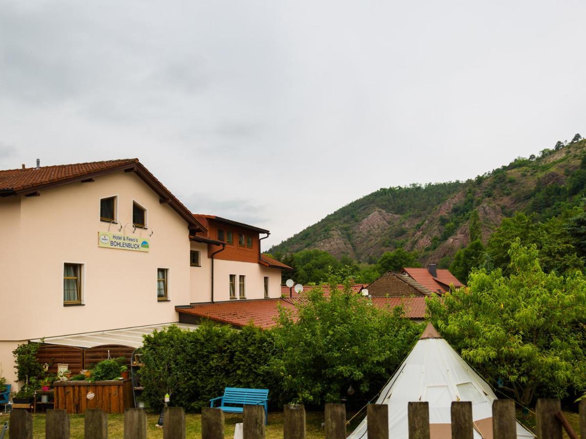 Hotel & Ferienwohnungen Bohlenblick Saalfeld Saale Esterno foto